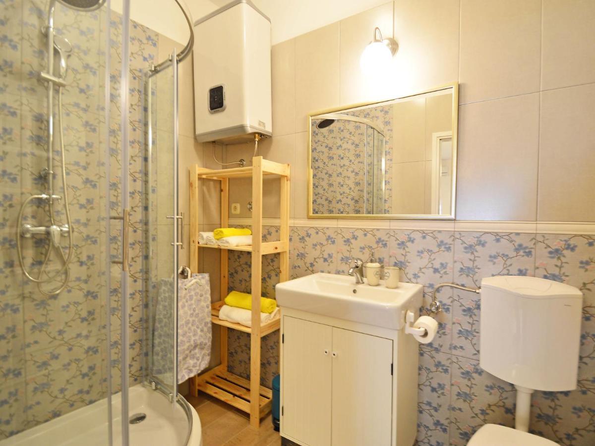 Apartment Cmiljina-1 Senj  Bagian luar foto
